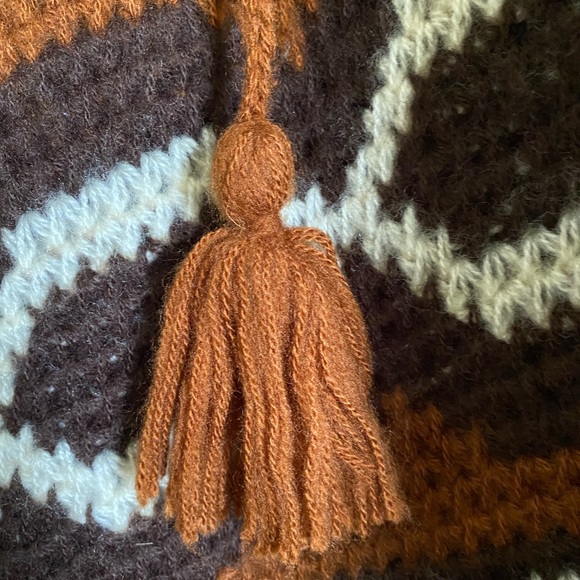 Vintage Poncho - Picture 5 of 5